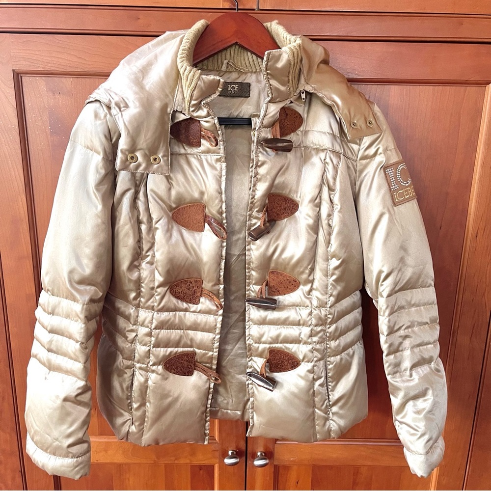 Ice Iceberg Quilted Hooded Dawn Puffer Jacket In Metallic Champagne Color Size M